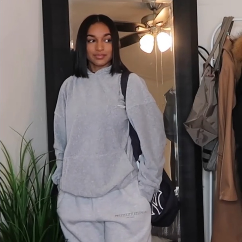 Oversized grey sweater